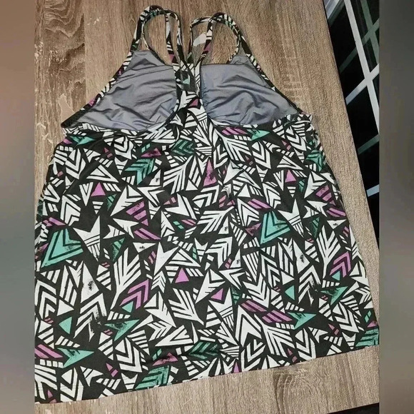 Patagonia Latticeback Geometric Print Soft Stretch Tank Top Activewear L - Picture 4 of 8
